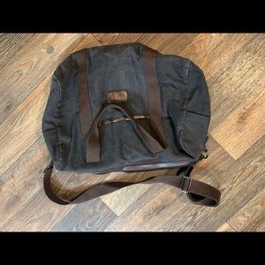 Travel duffel bag